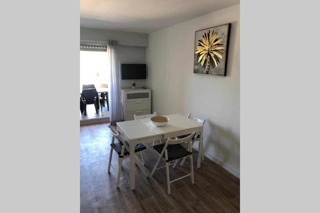 Studio Port De Hyeres Proche Des Plages 외부 사진