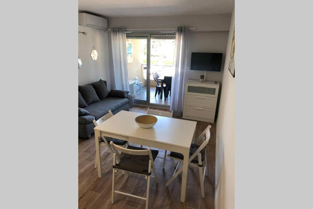 Studio Port De Hyeres Proche Des Plages 외부 사진